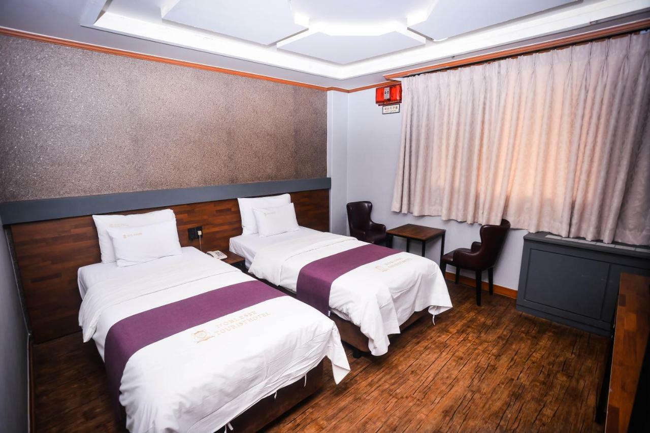 Hotel Noblesse Seoul Exteriör bild