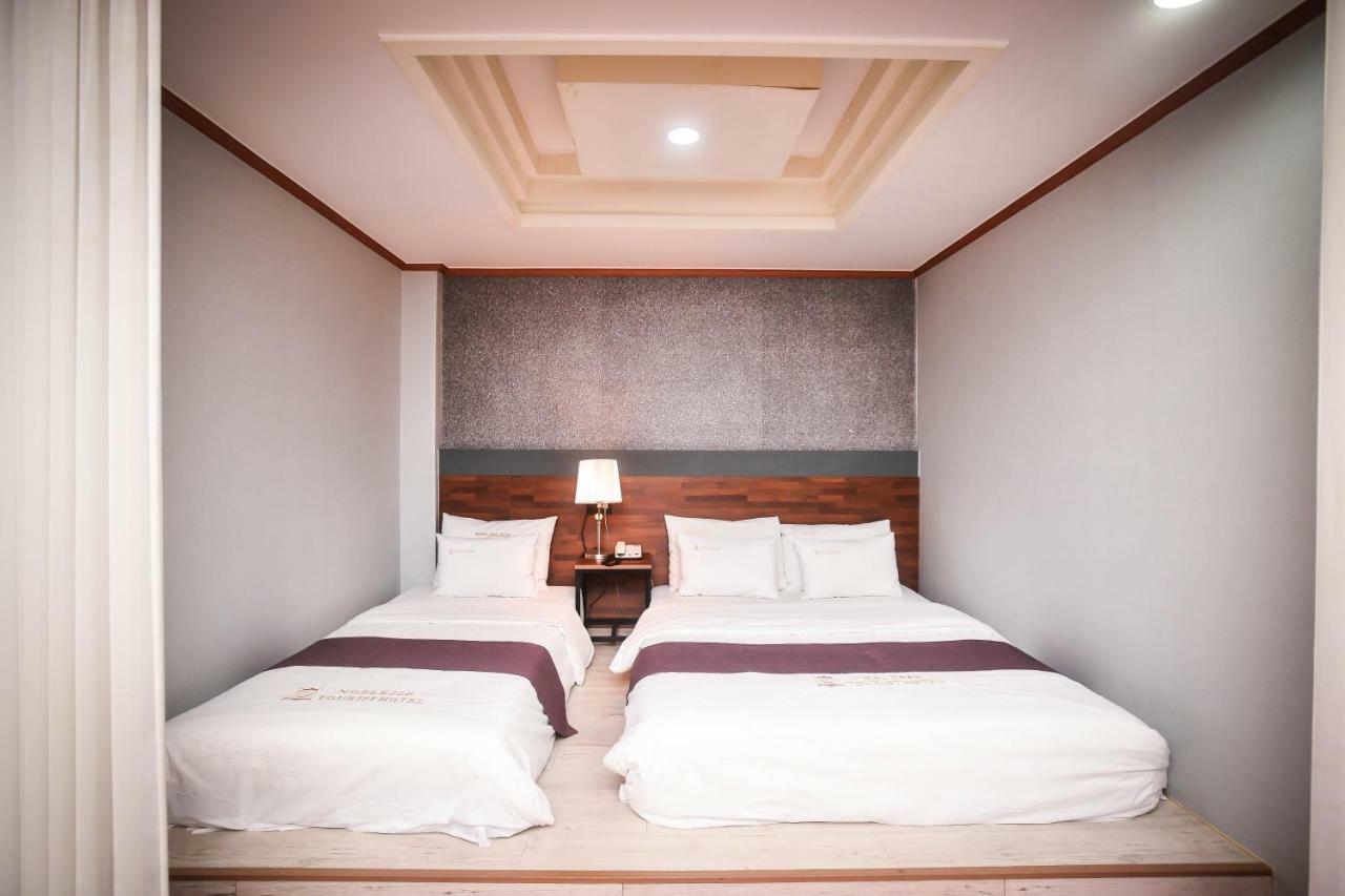 Hotel Noblesse Seoul Exteriör bild
