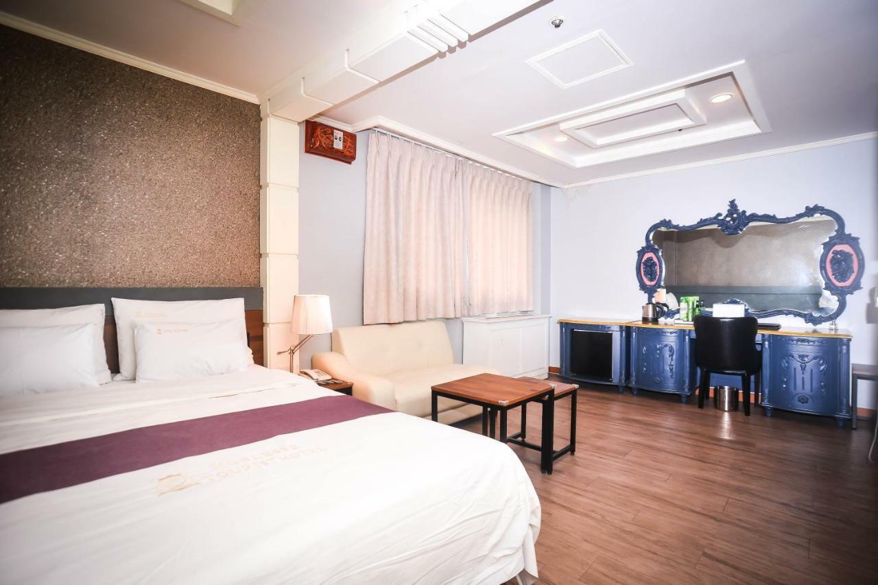Hotel Noblesse Seoul Exteriör bild